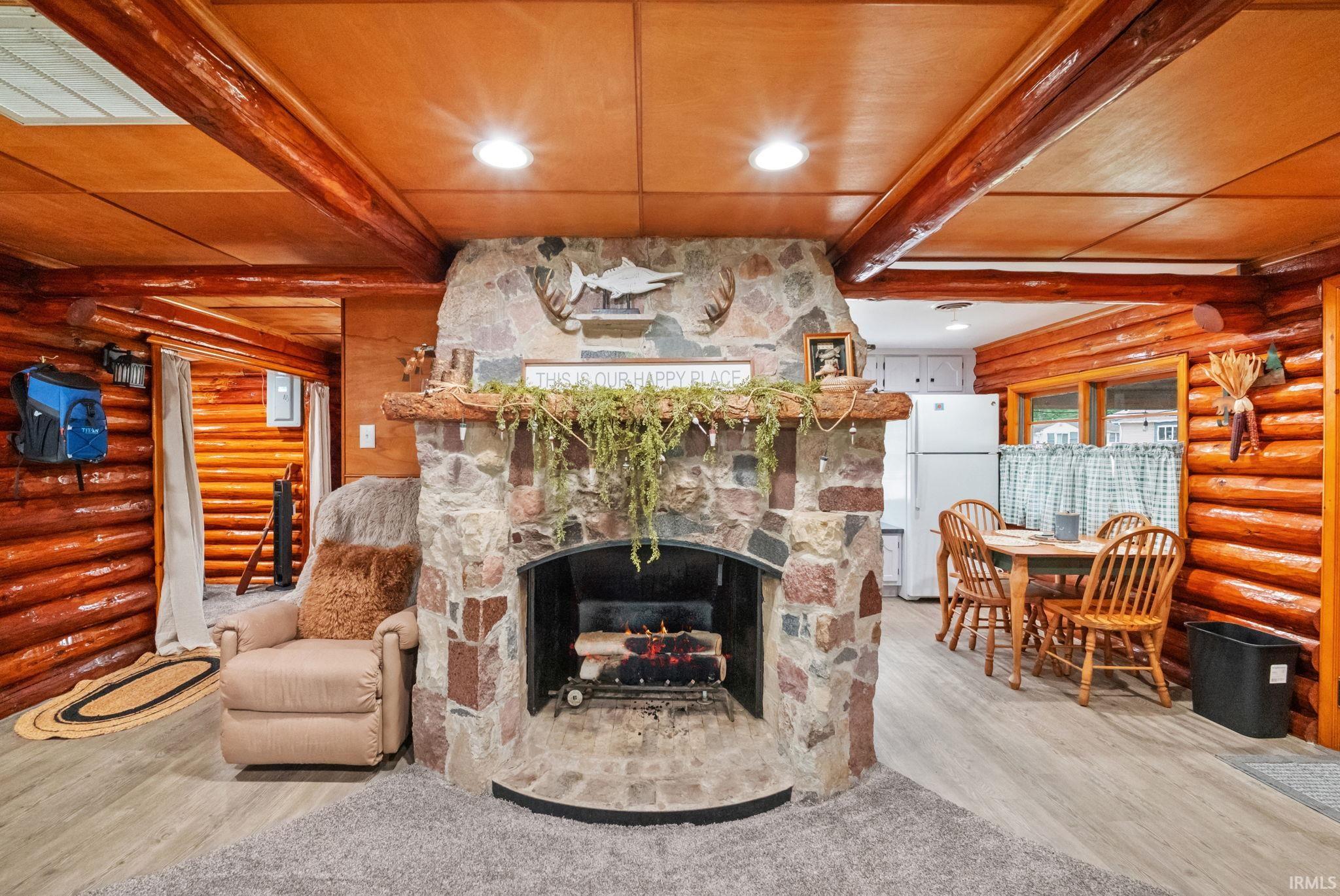 5031 N Canyon Loop