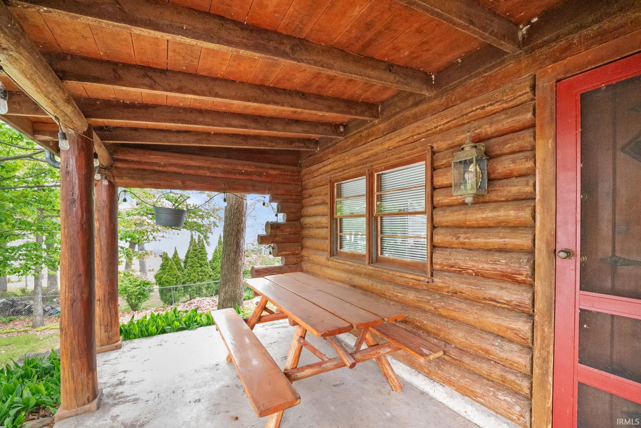 5031 N Canyon Loop