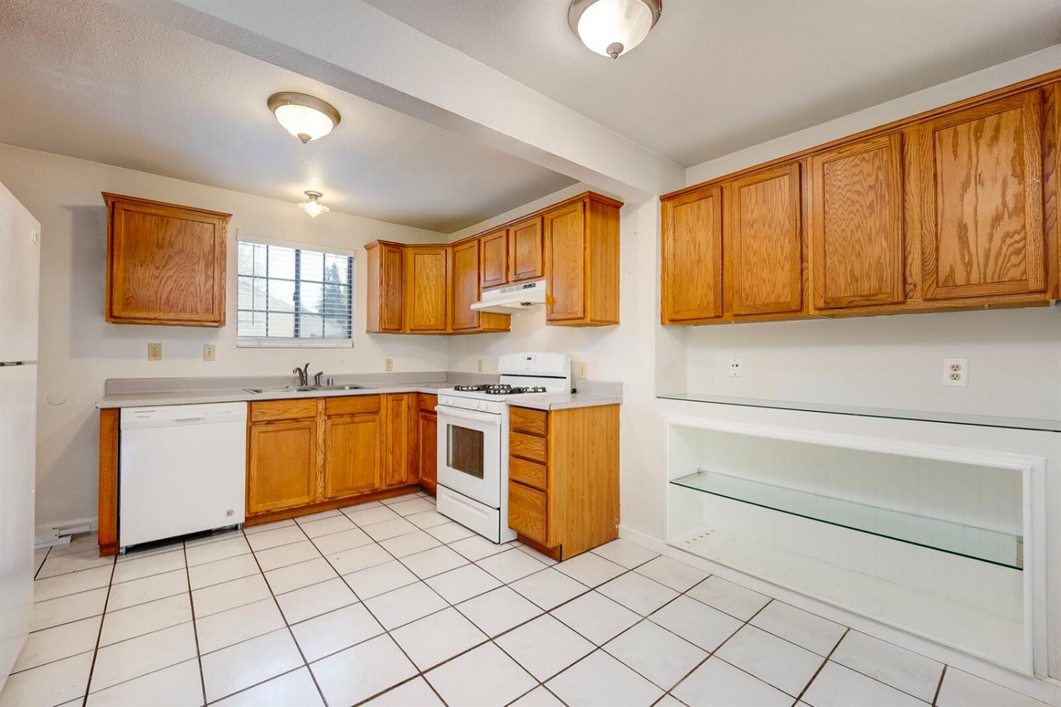 5232 El Camino Avenue