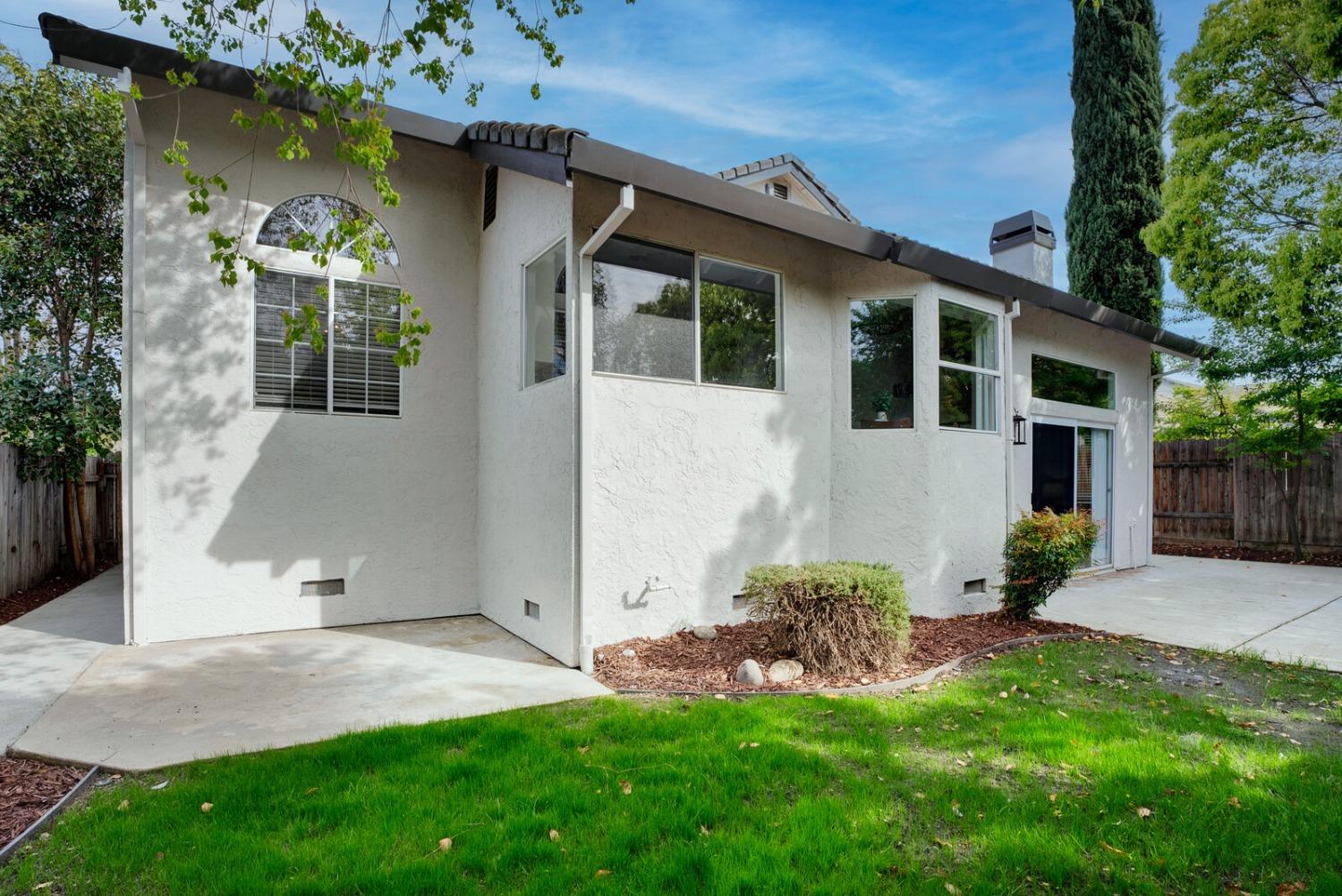 5754 River Run Circle