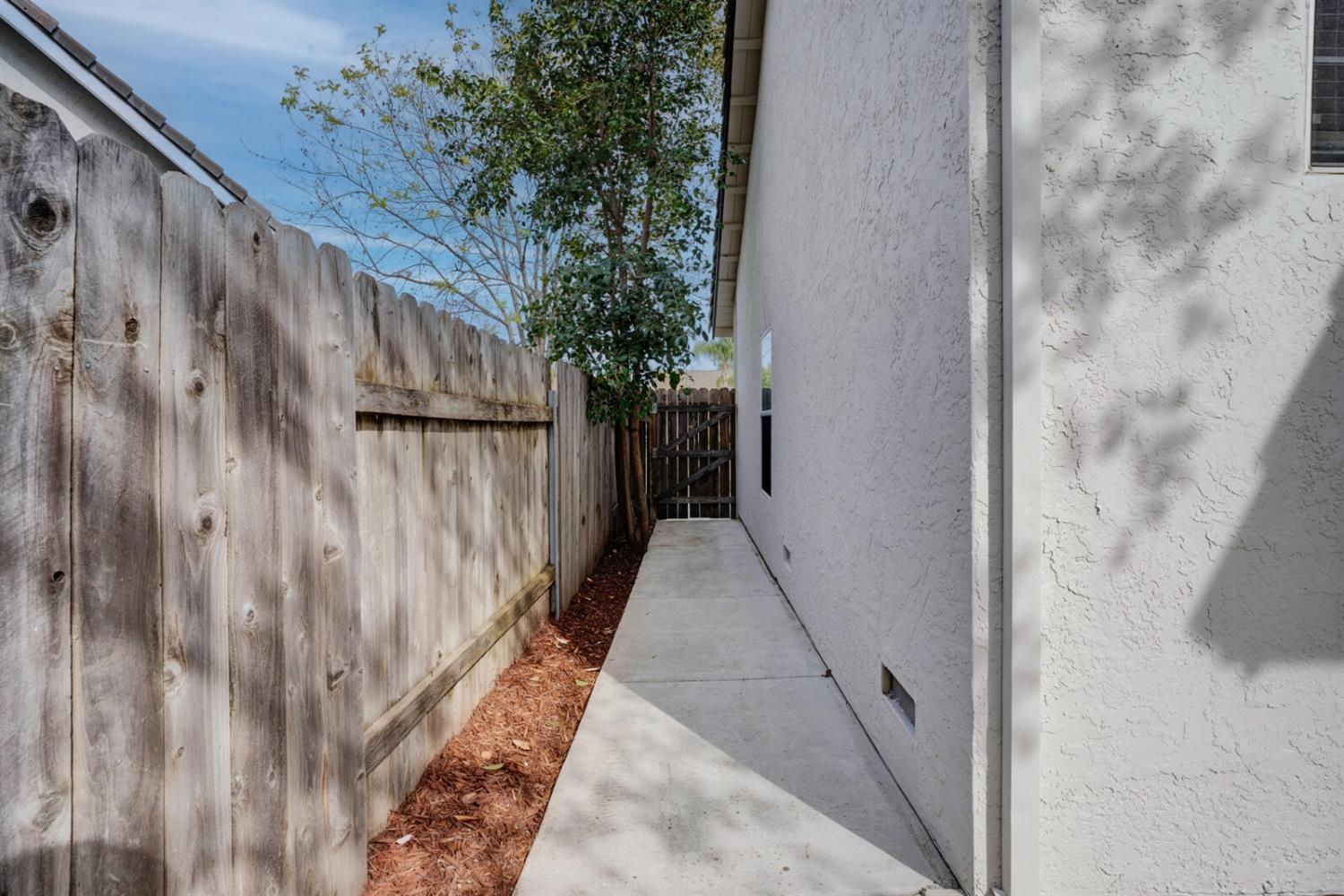 5754 River Run Circle