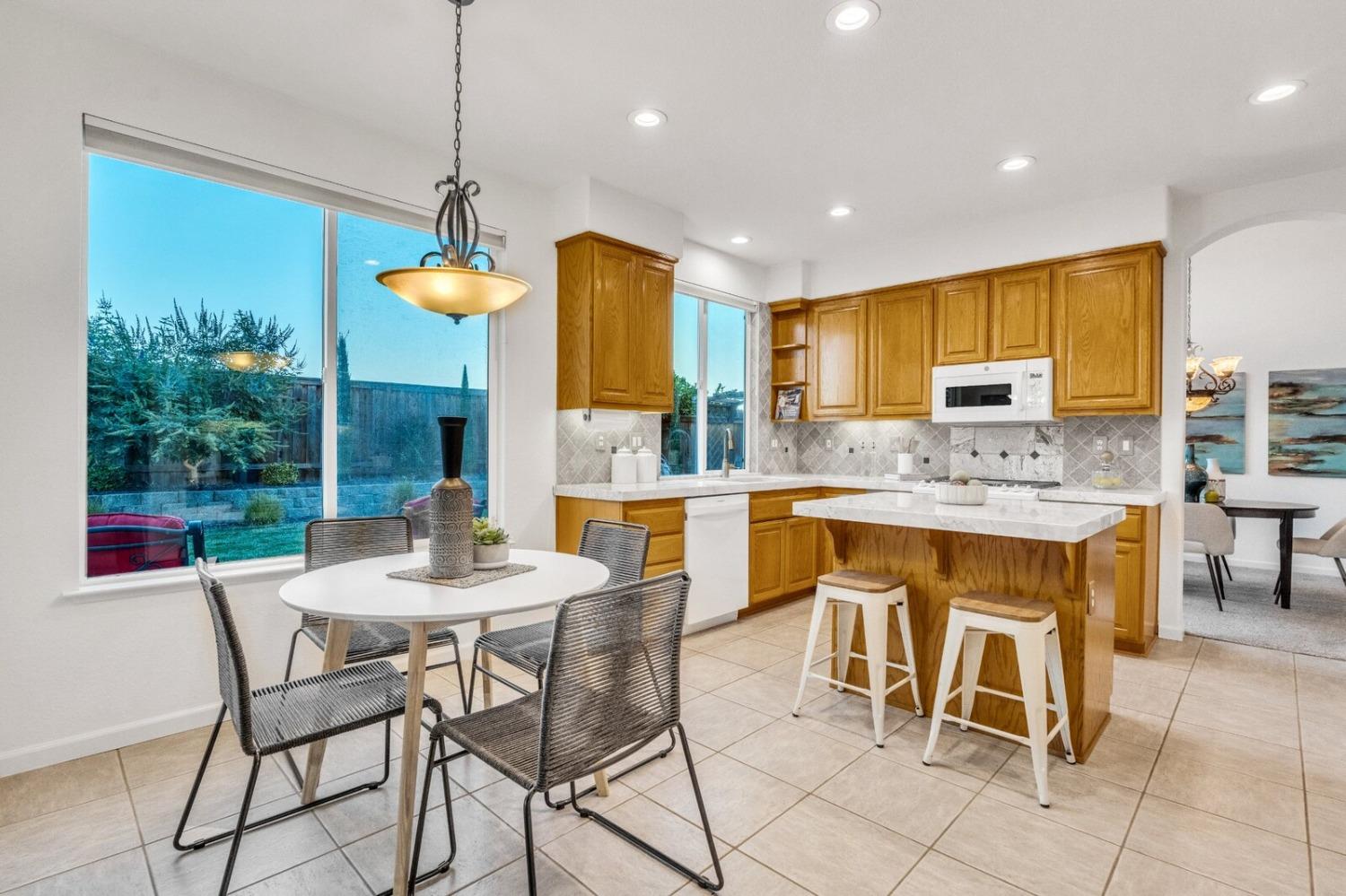 1445 Mayfield Street