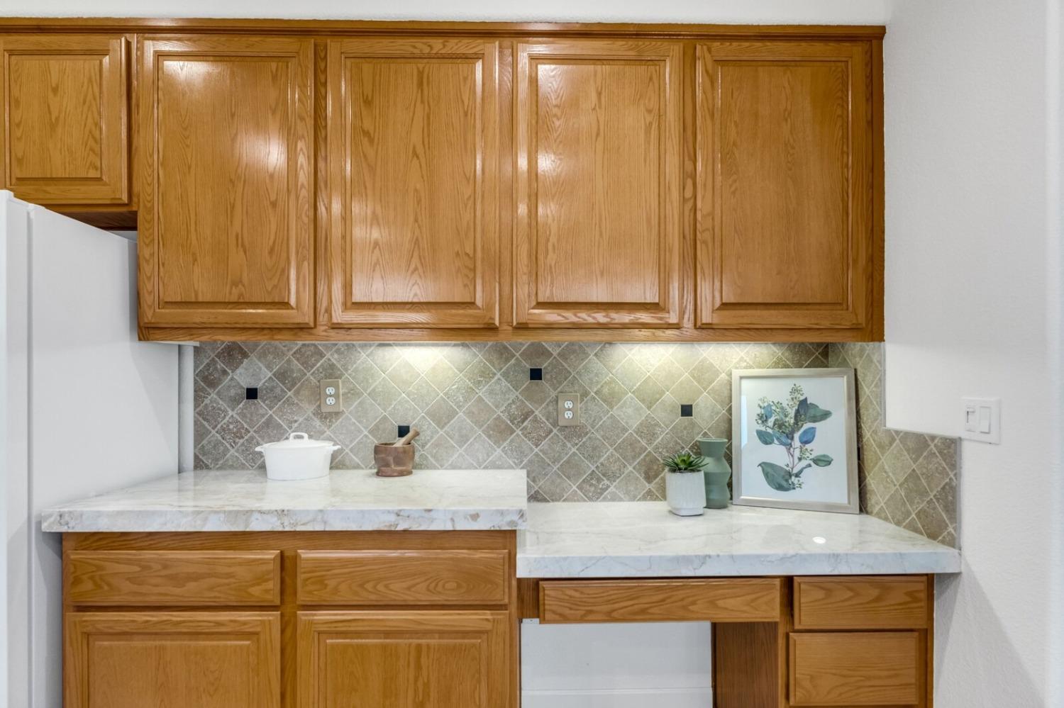 1445 Mayfield Street