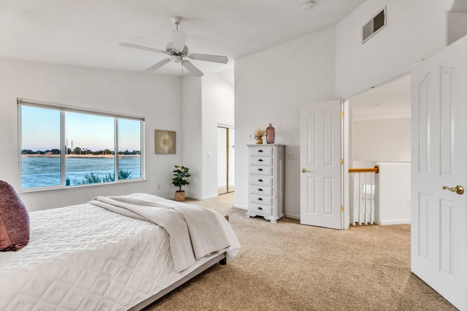 1445 Mayfield Street