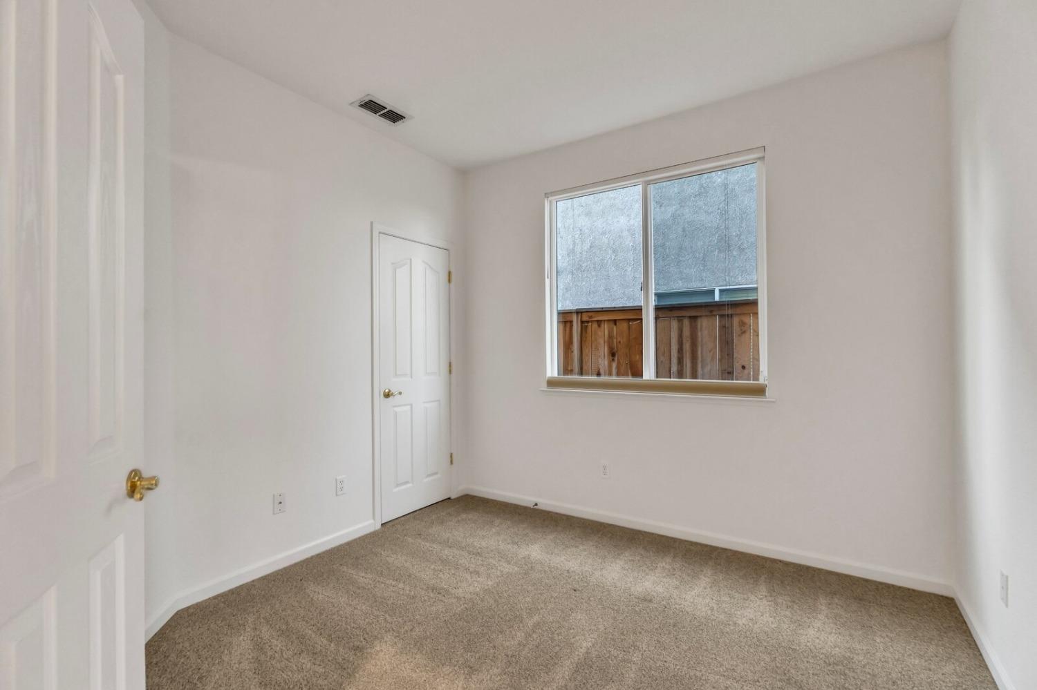 1445 Mayfield Street