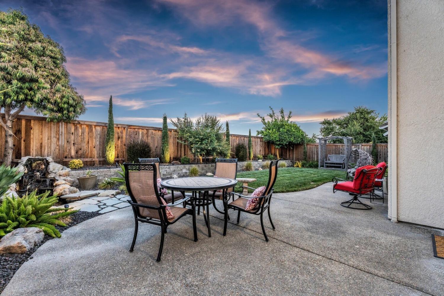 1445 Mayfield Street