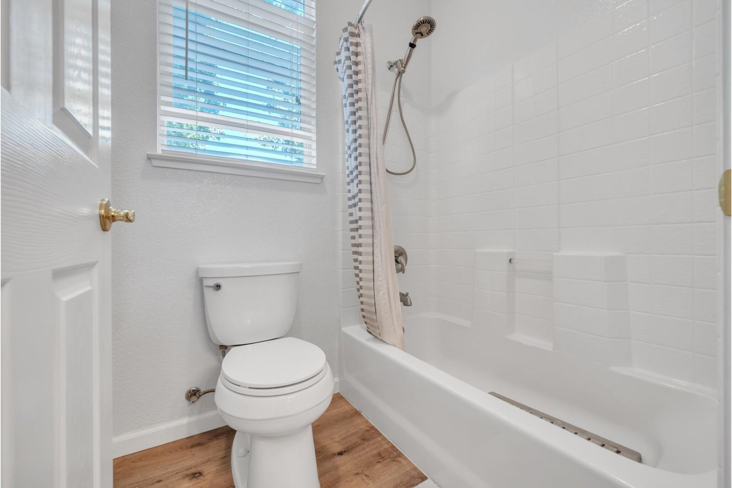 3370 Swallows Nest Lane