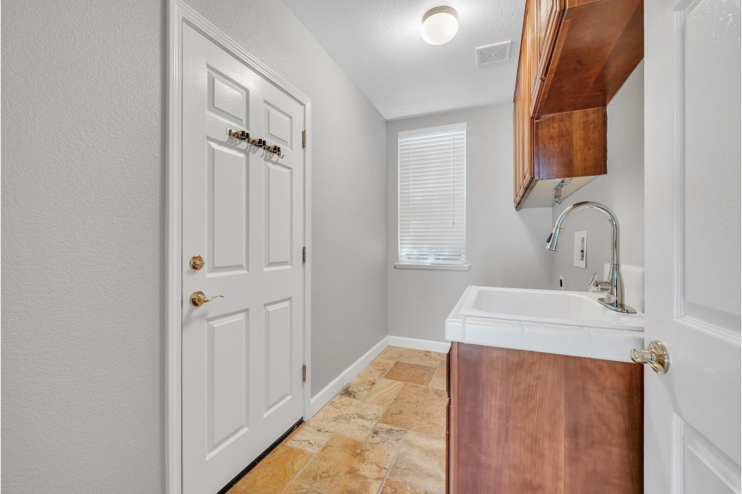 3370 Swallows Nest Lane