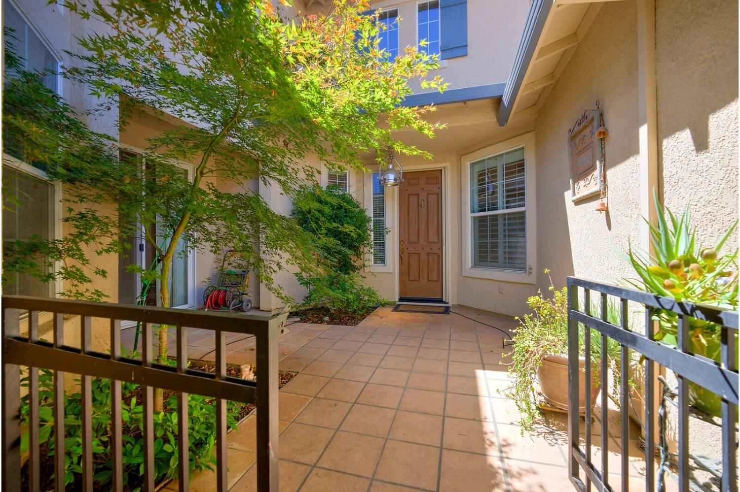 3370 Swallows Nest Lane