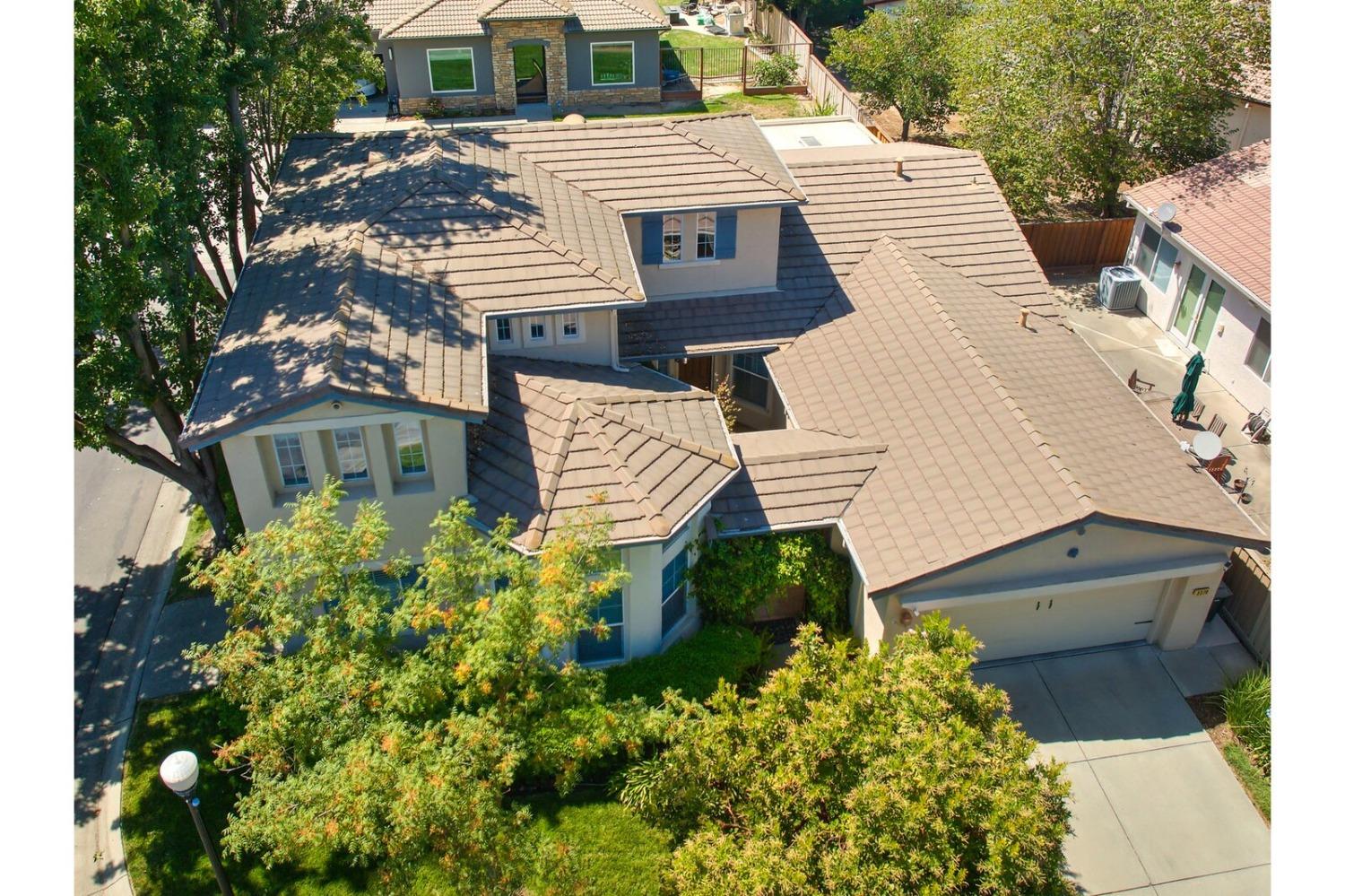 3370 Swallows Nest Lane