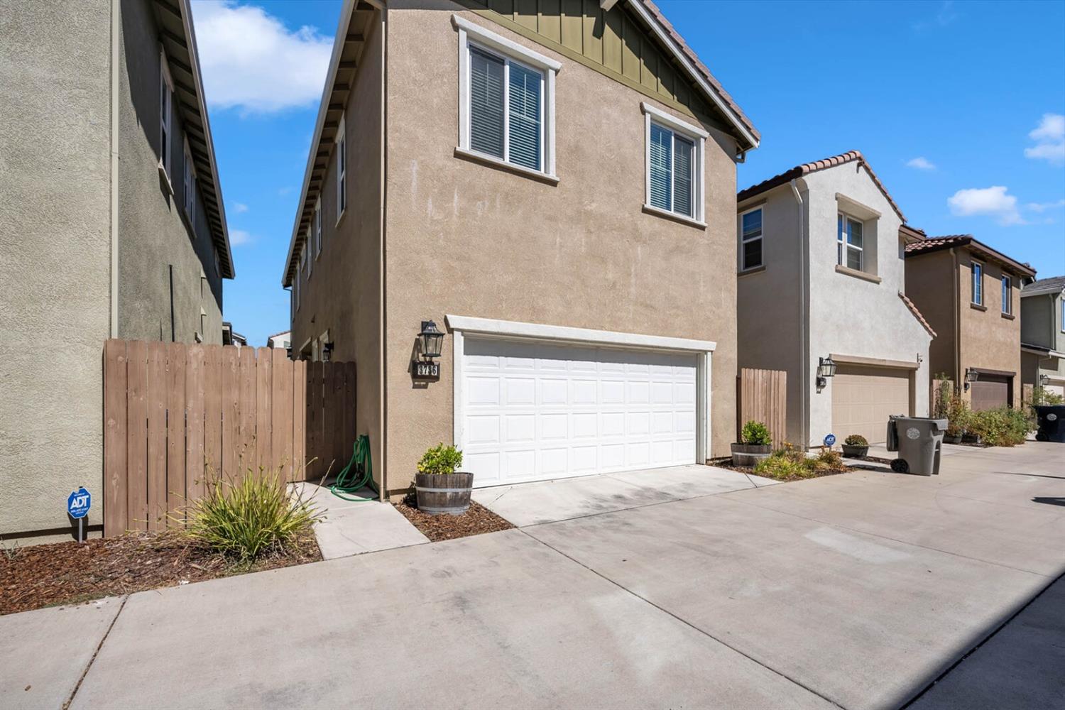 3736 Gulf Of Haifa Avenue