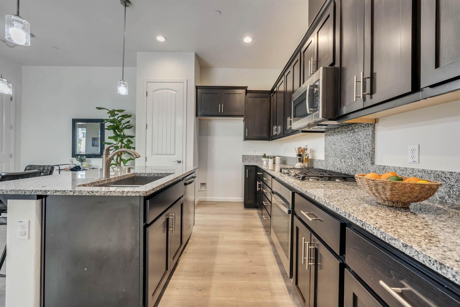 3736 Gulf Of Haifa Avenue