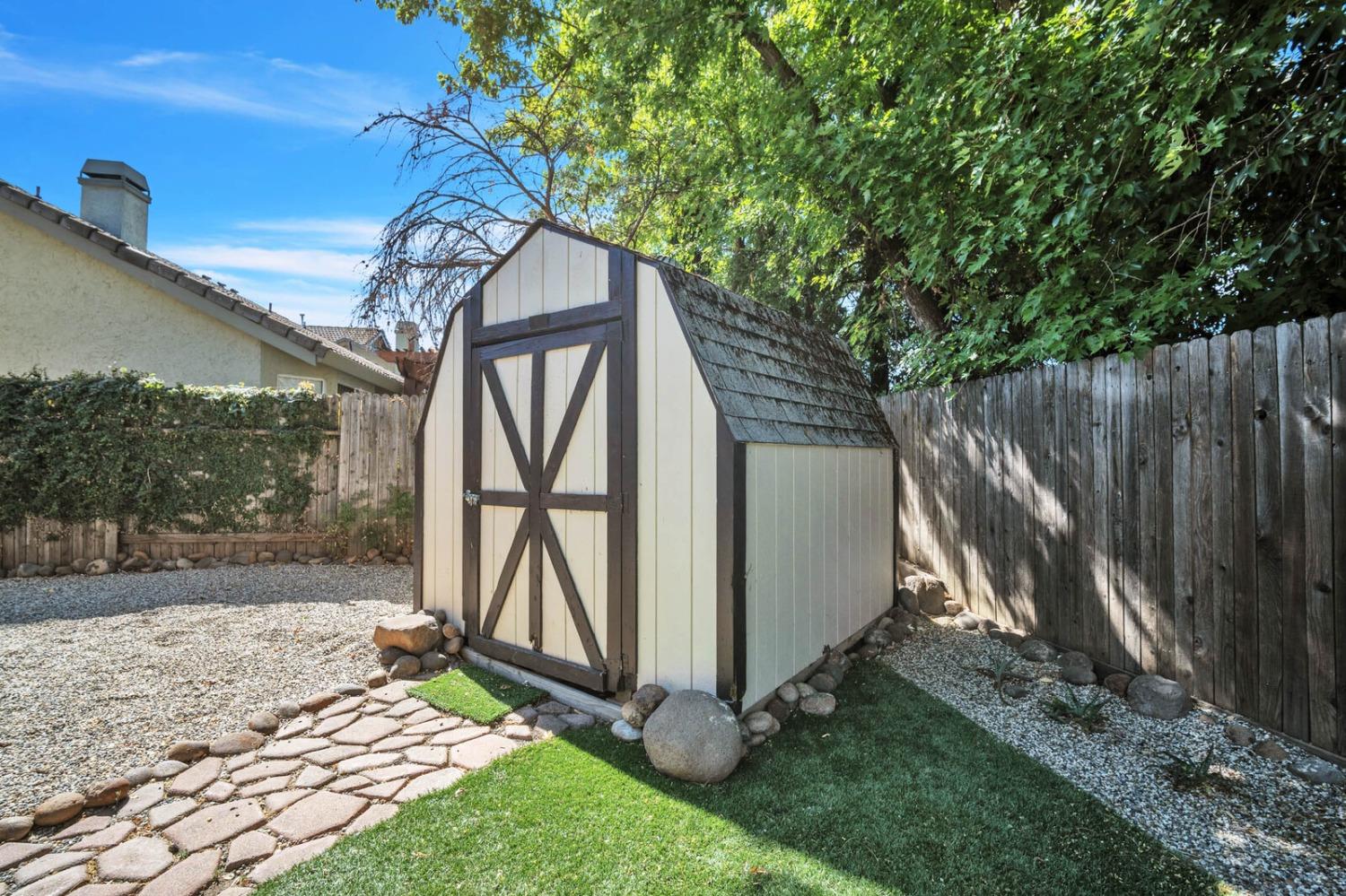 5721 River Run Circle