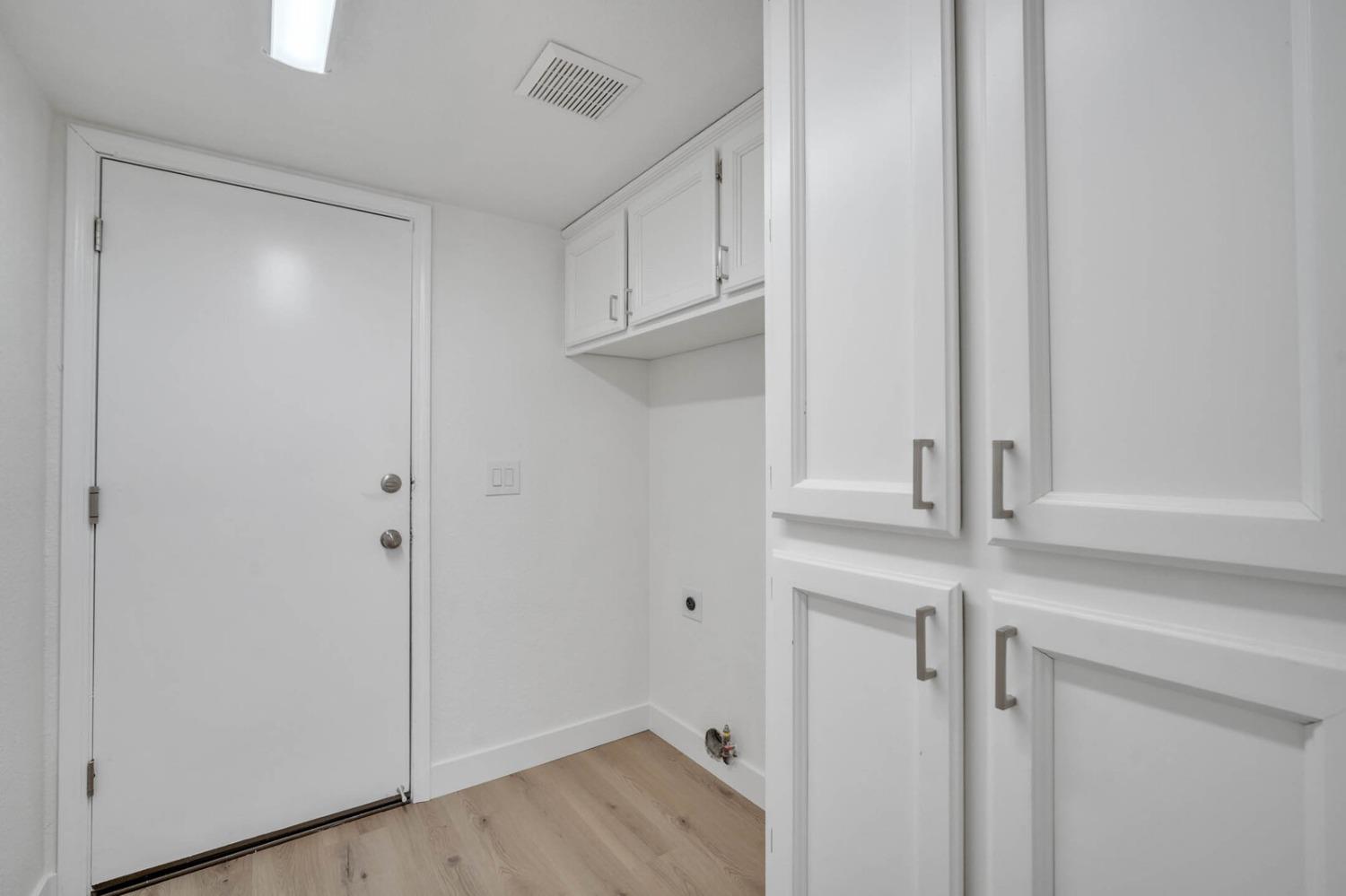 5721 River Run Circle