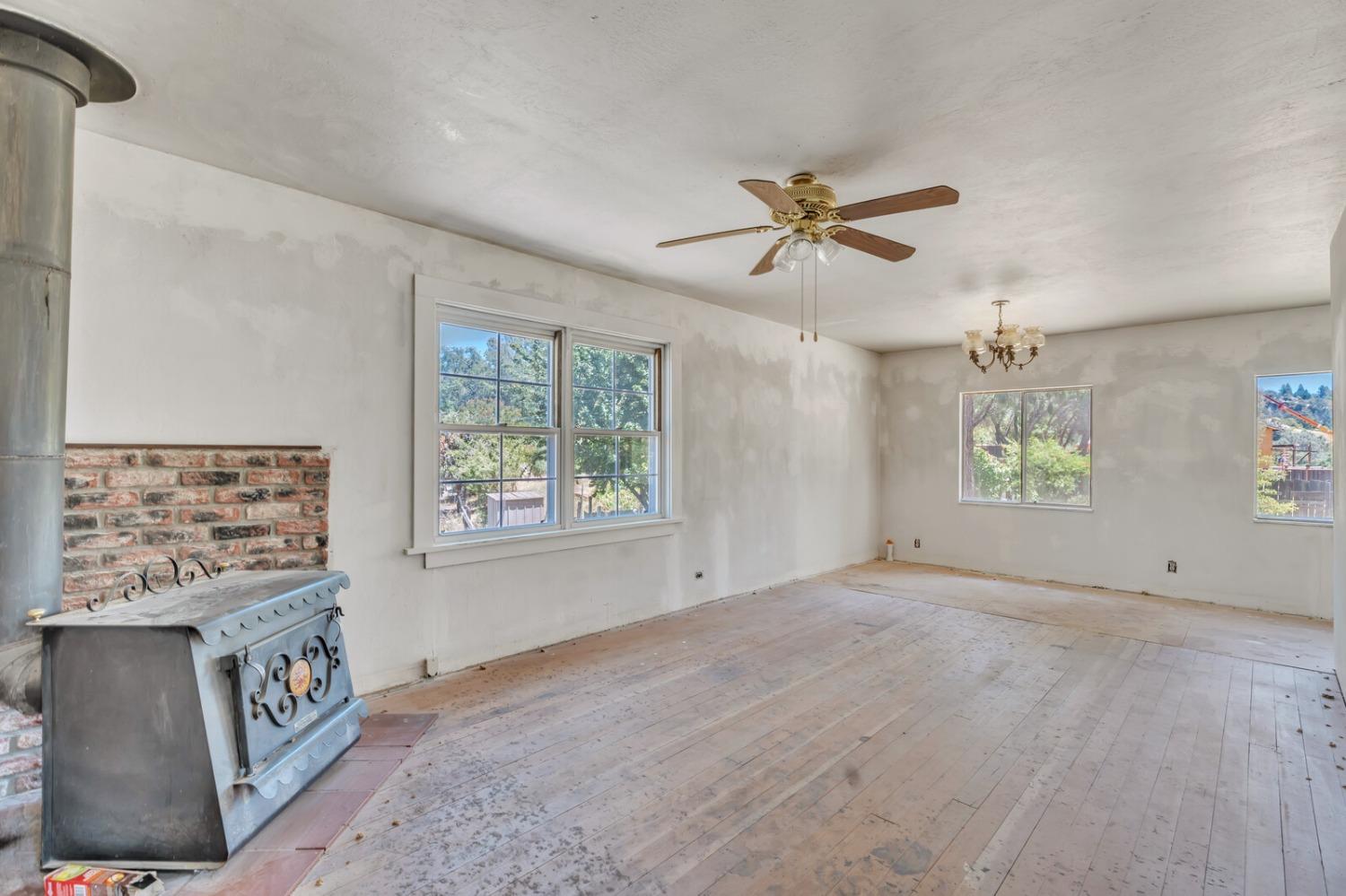 3380 State Highway 49