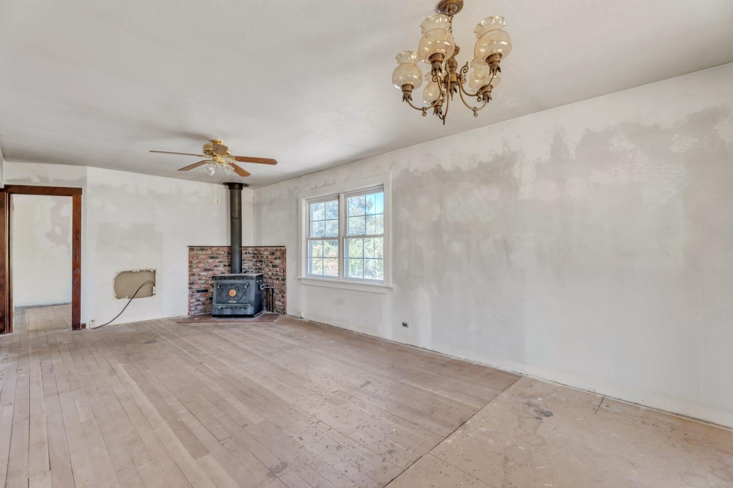 3380 State Highway 49