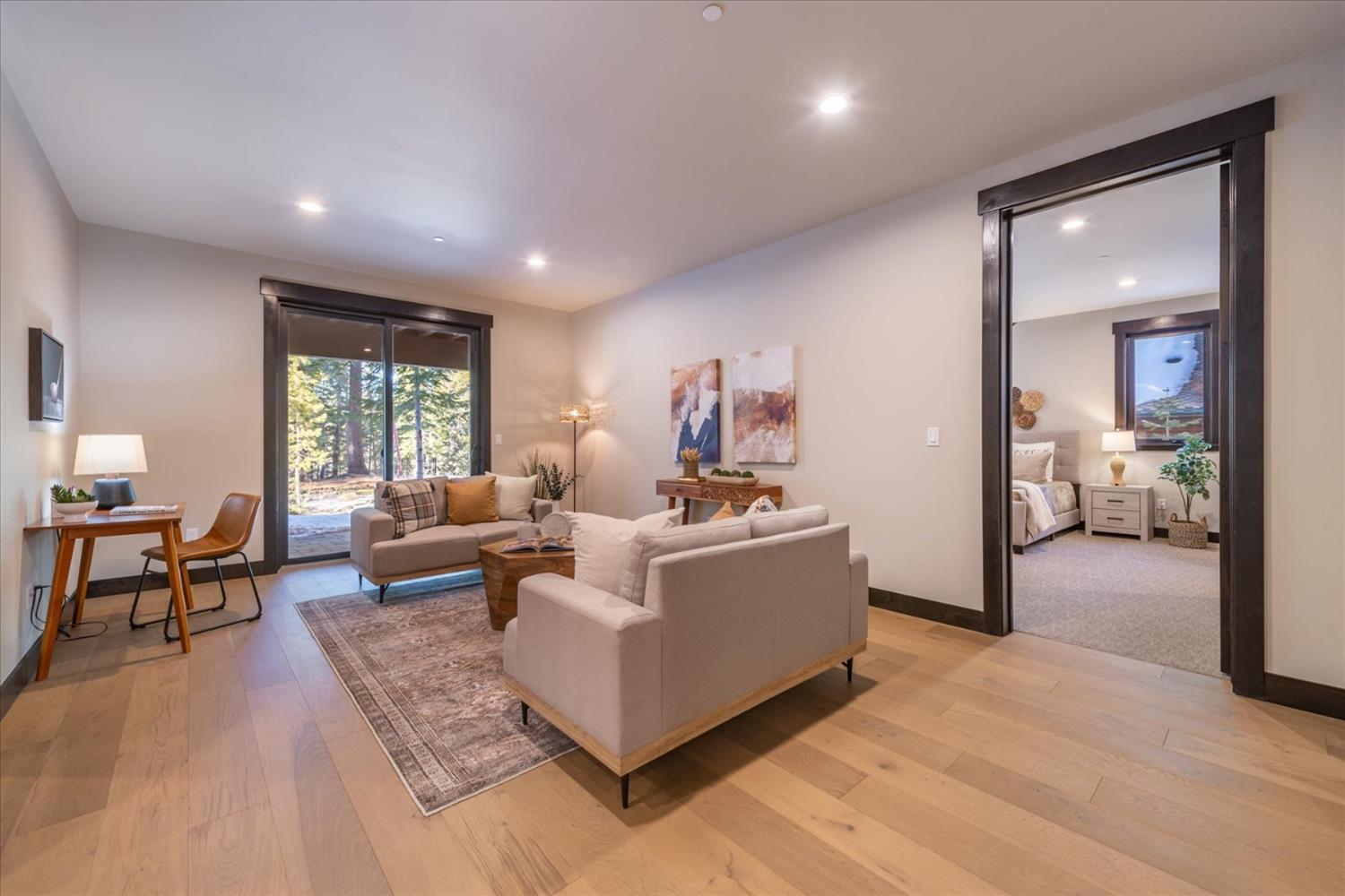 13295 Cristallina Way