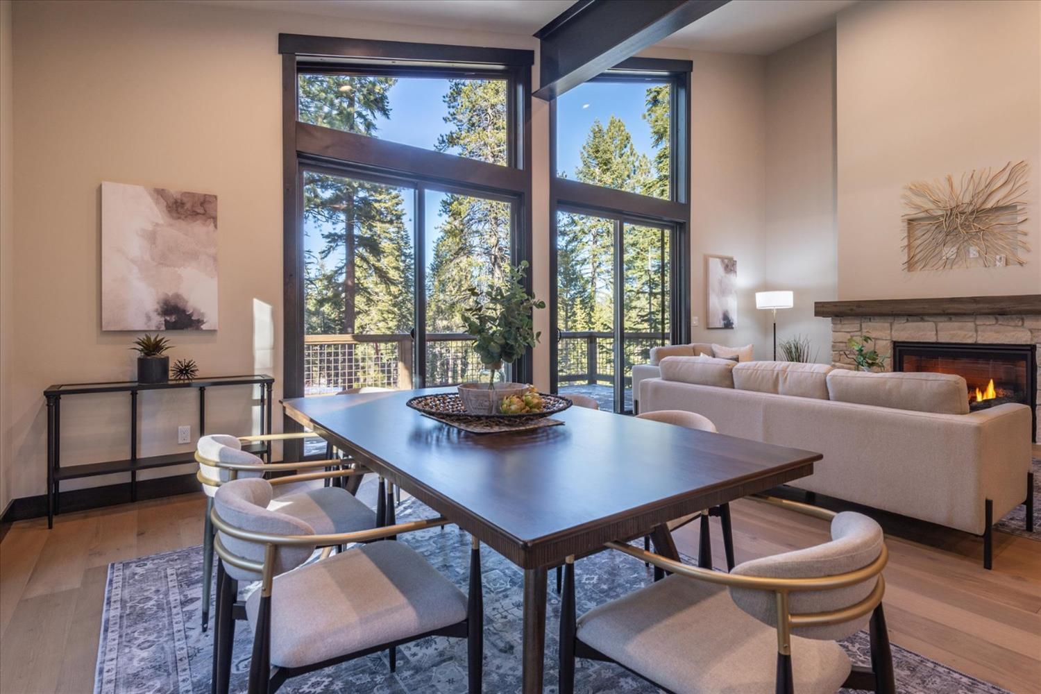 13295 Cristallina Way