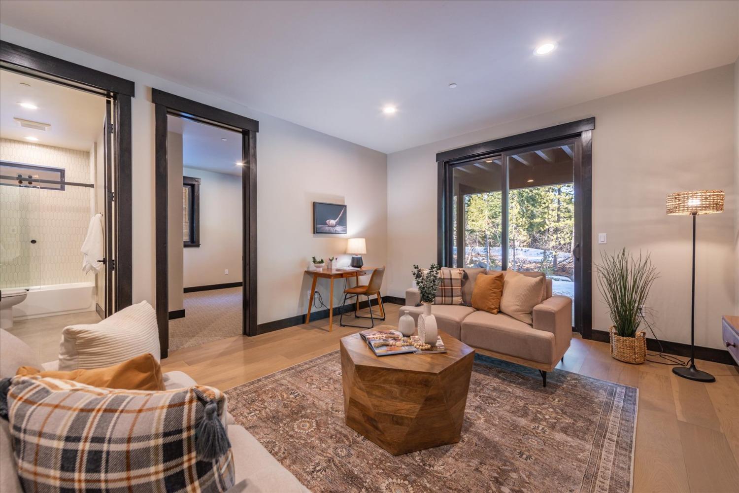 13295 Cristallina Way