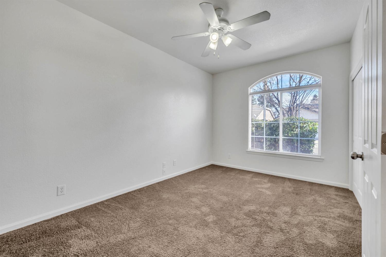 1083 Earnhardt Drive