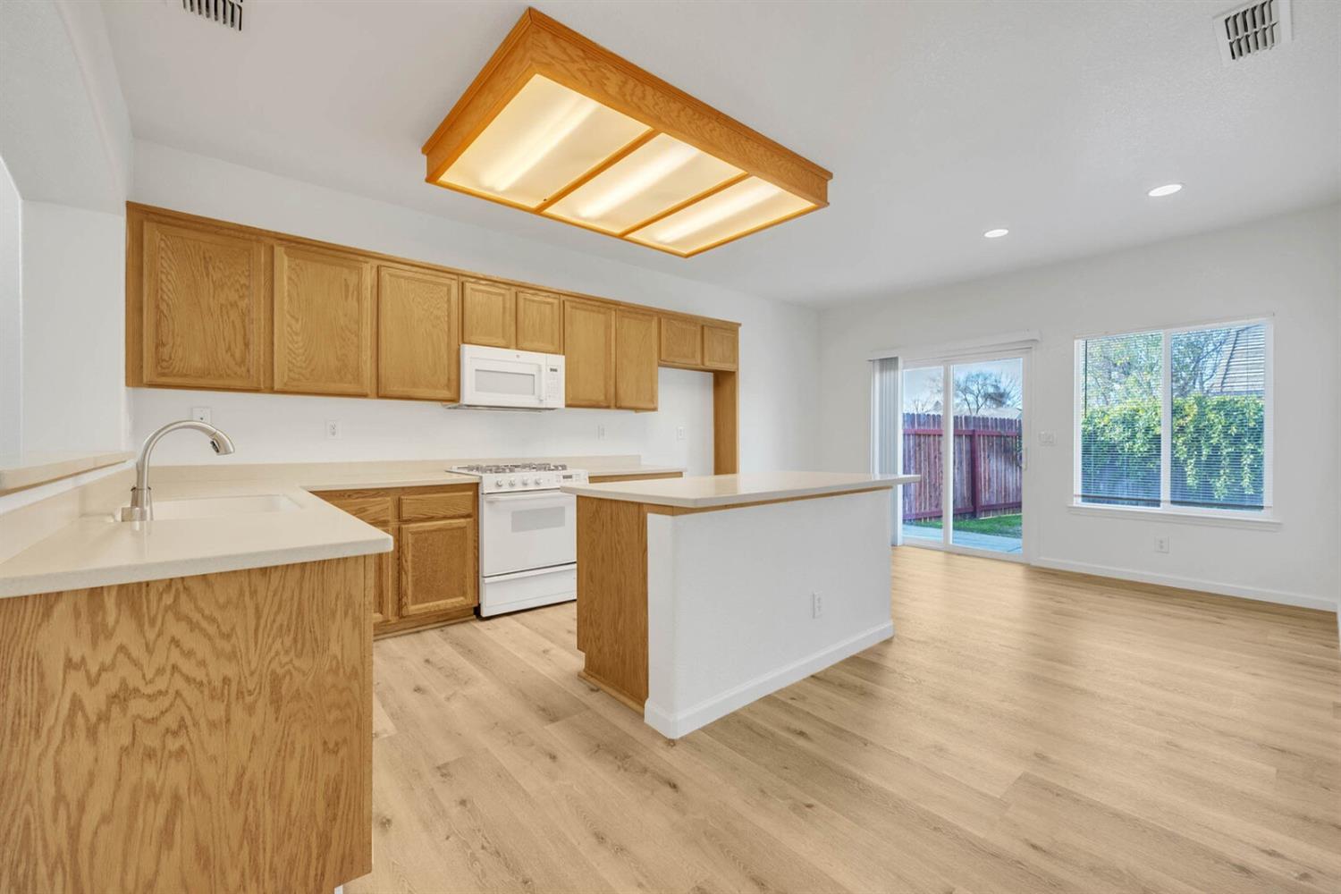 1083 Earnhardt Drive