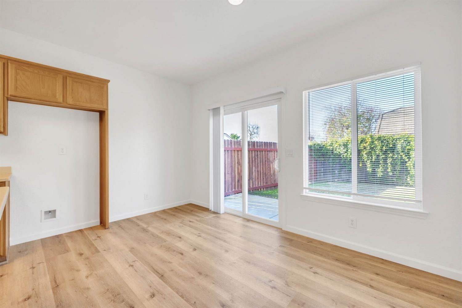 1083 Earnhardt Drive