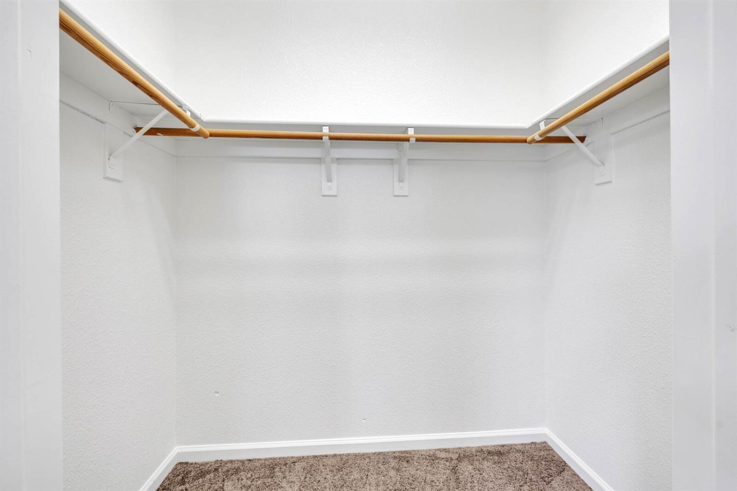 1083 Earnhardt Drive