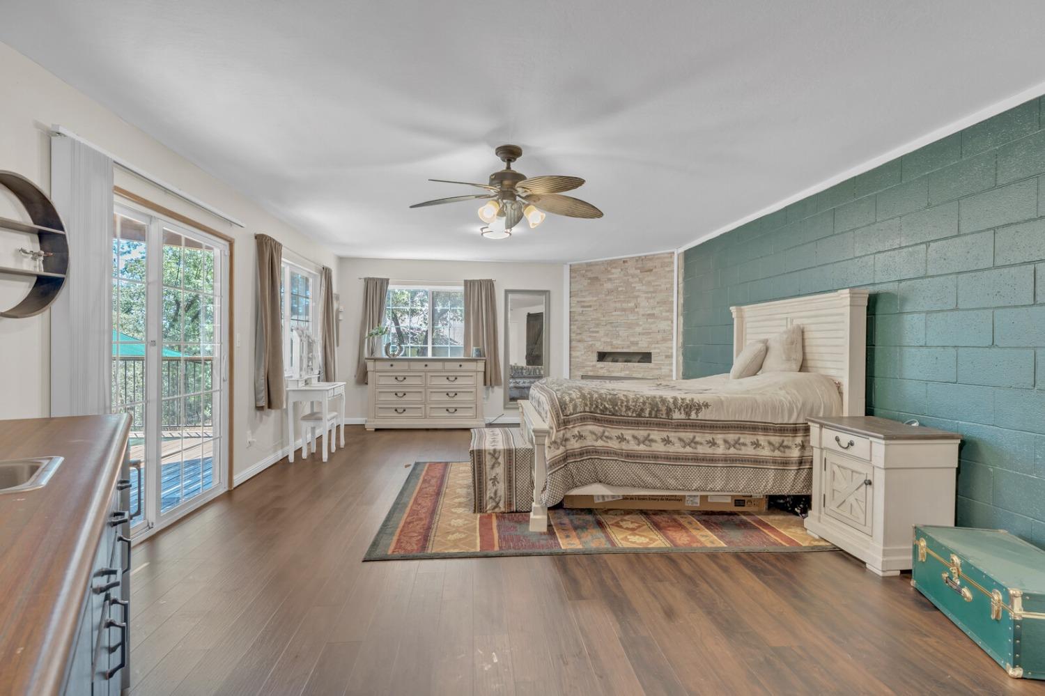 6301 Green Ridge Drive