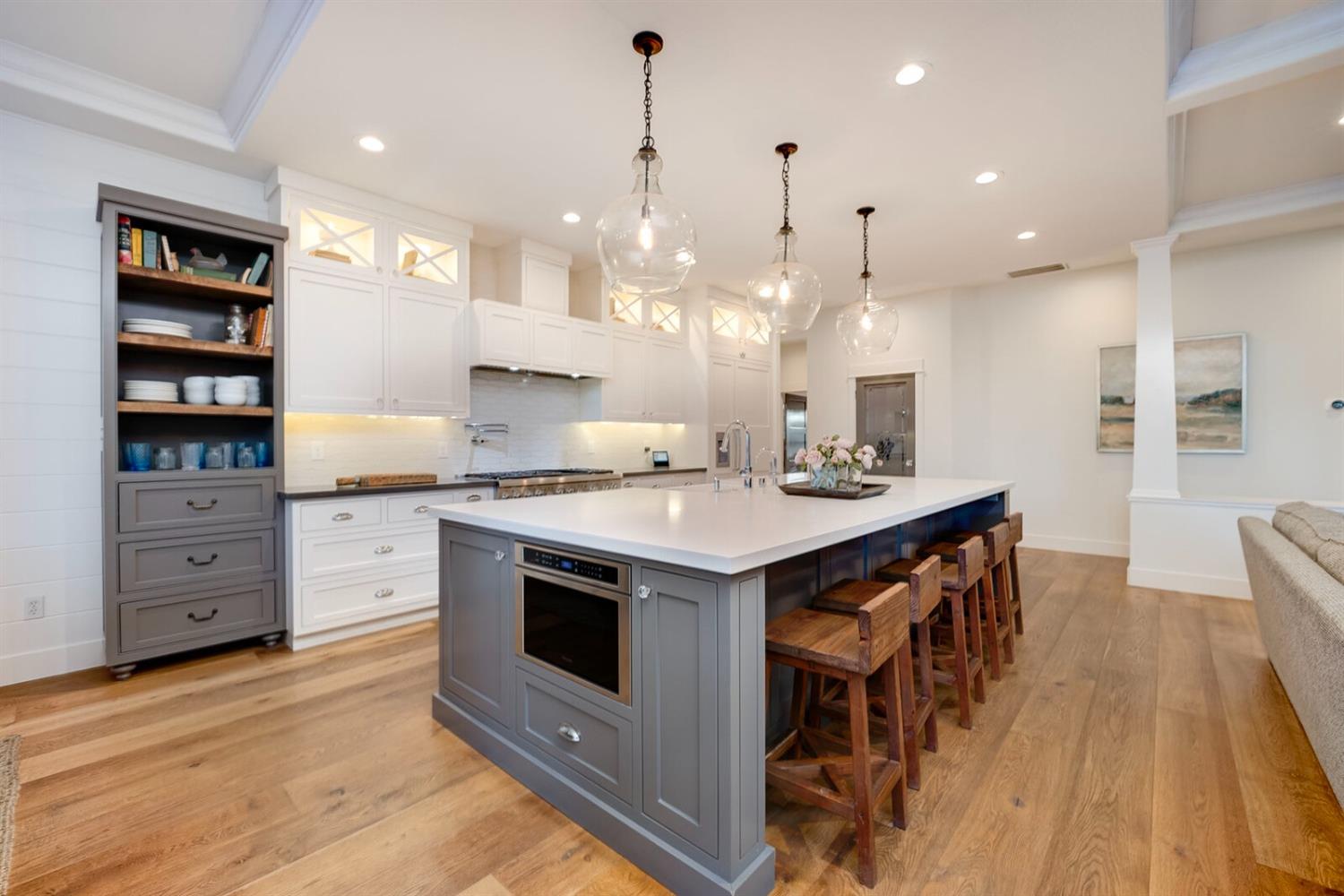 4449 Blackberry Lane