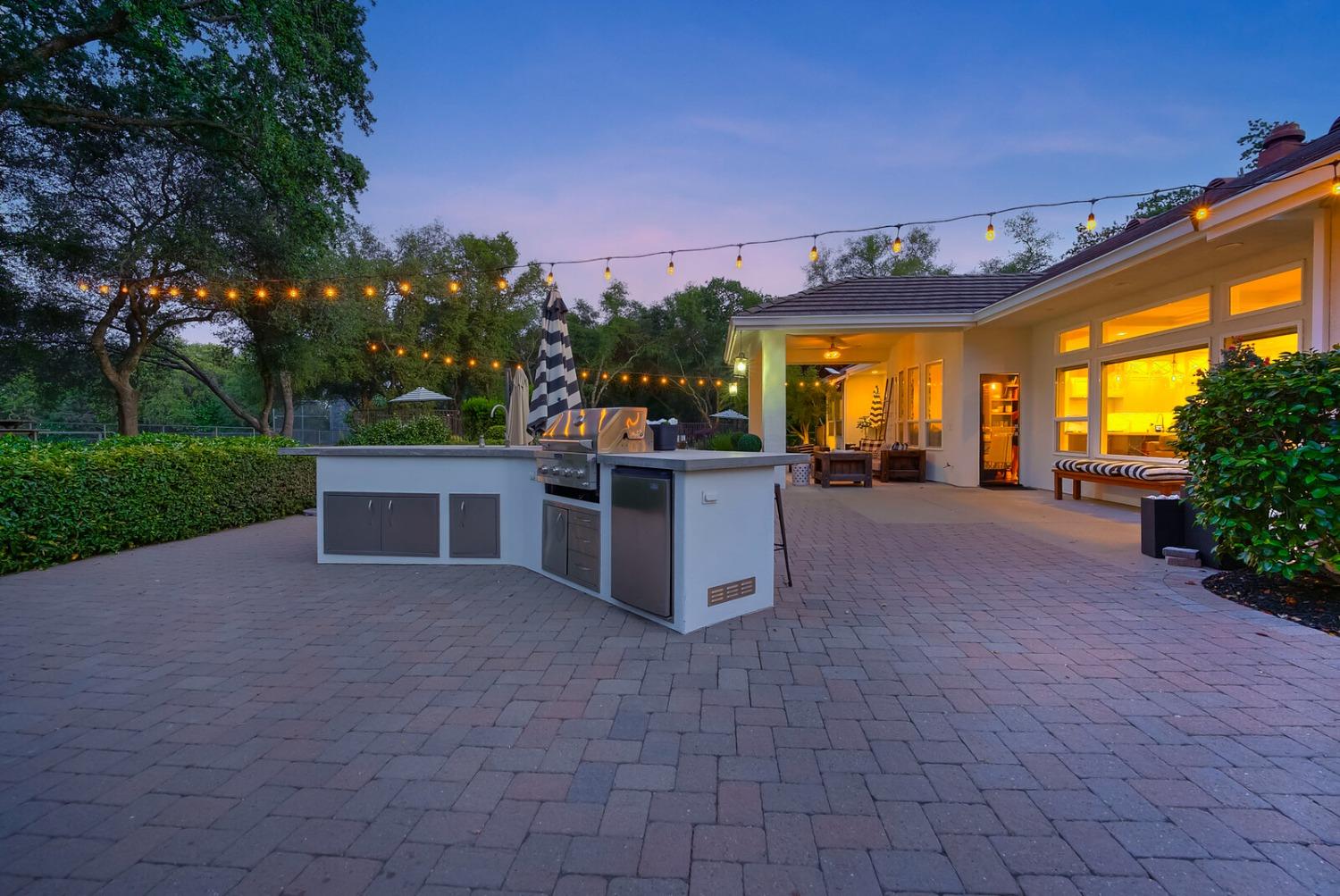 4449 Blackberry Lane