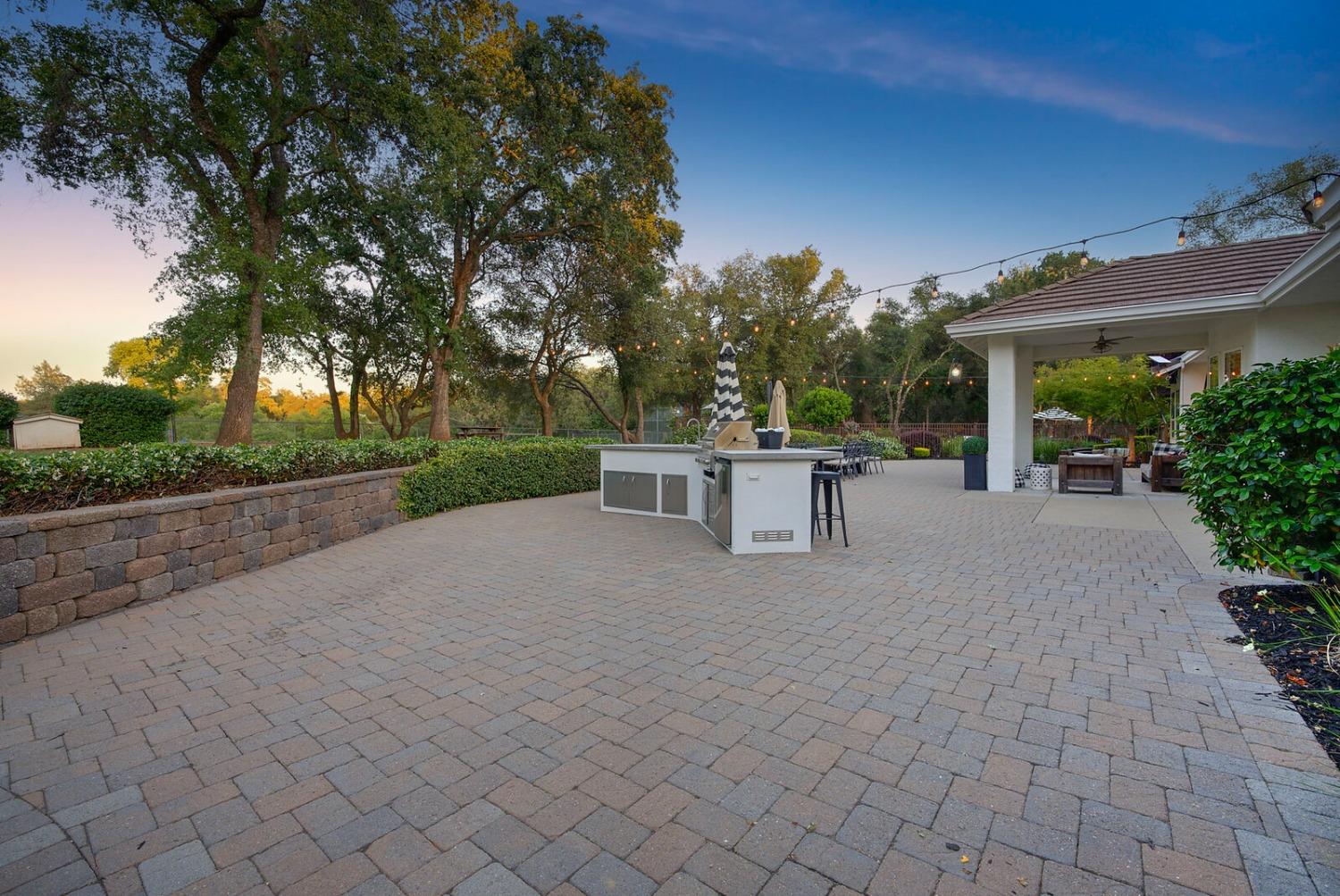 4449 Blackberry Lane