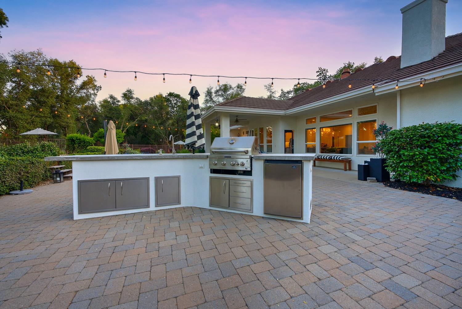 4449 Blackberry Lane