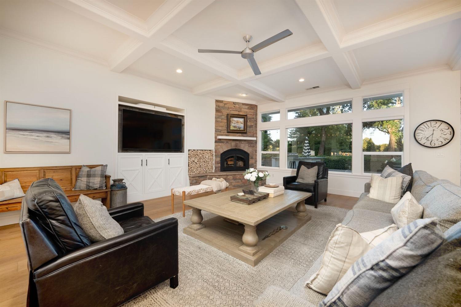 4449 Blackberry Lane