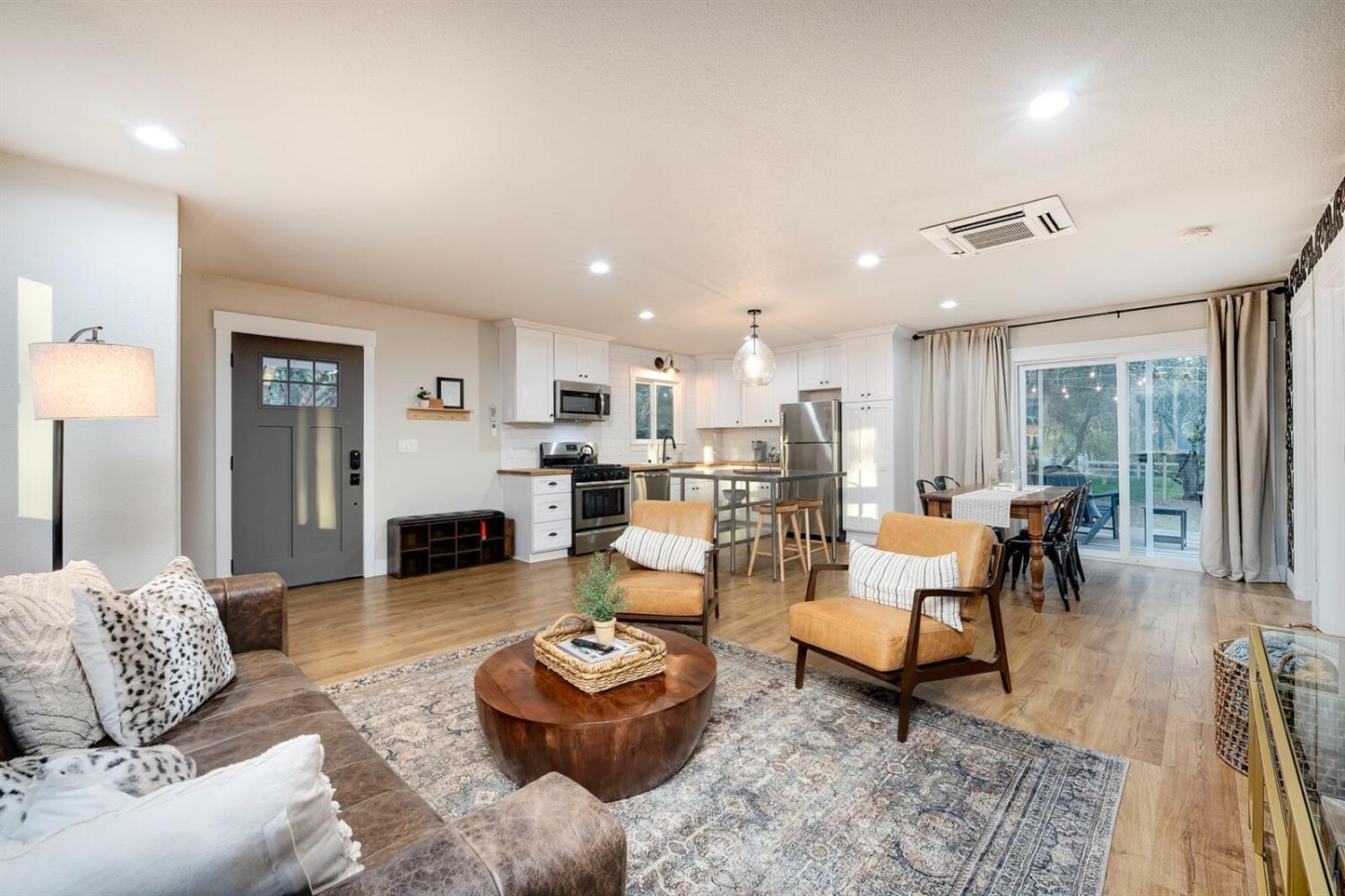 4449 Blackberry Lane