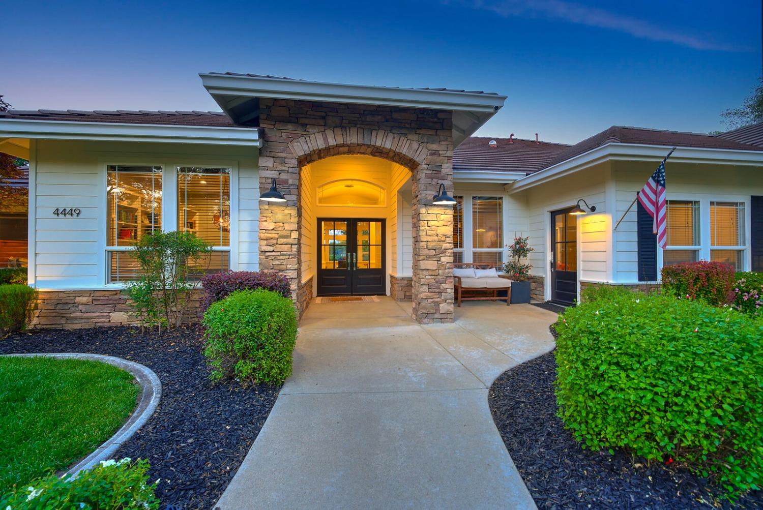 4449 Blackberry Lane