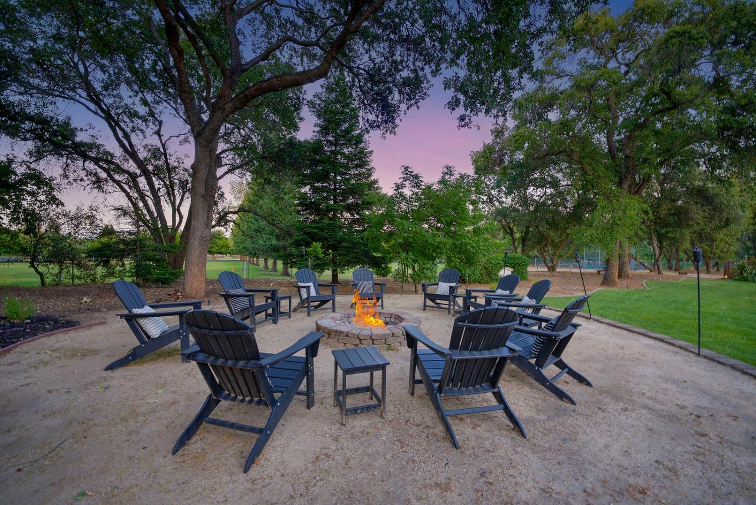 4449 Blackberry Lane