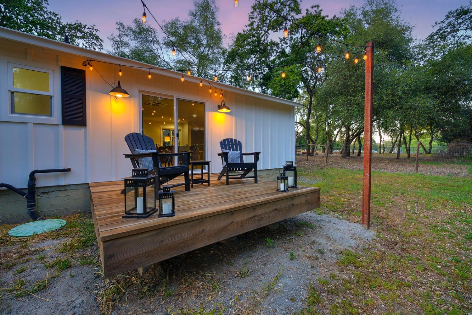 4449 Blackberry Lane