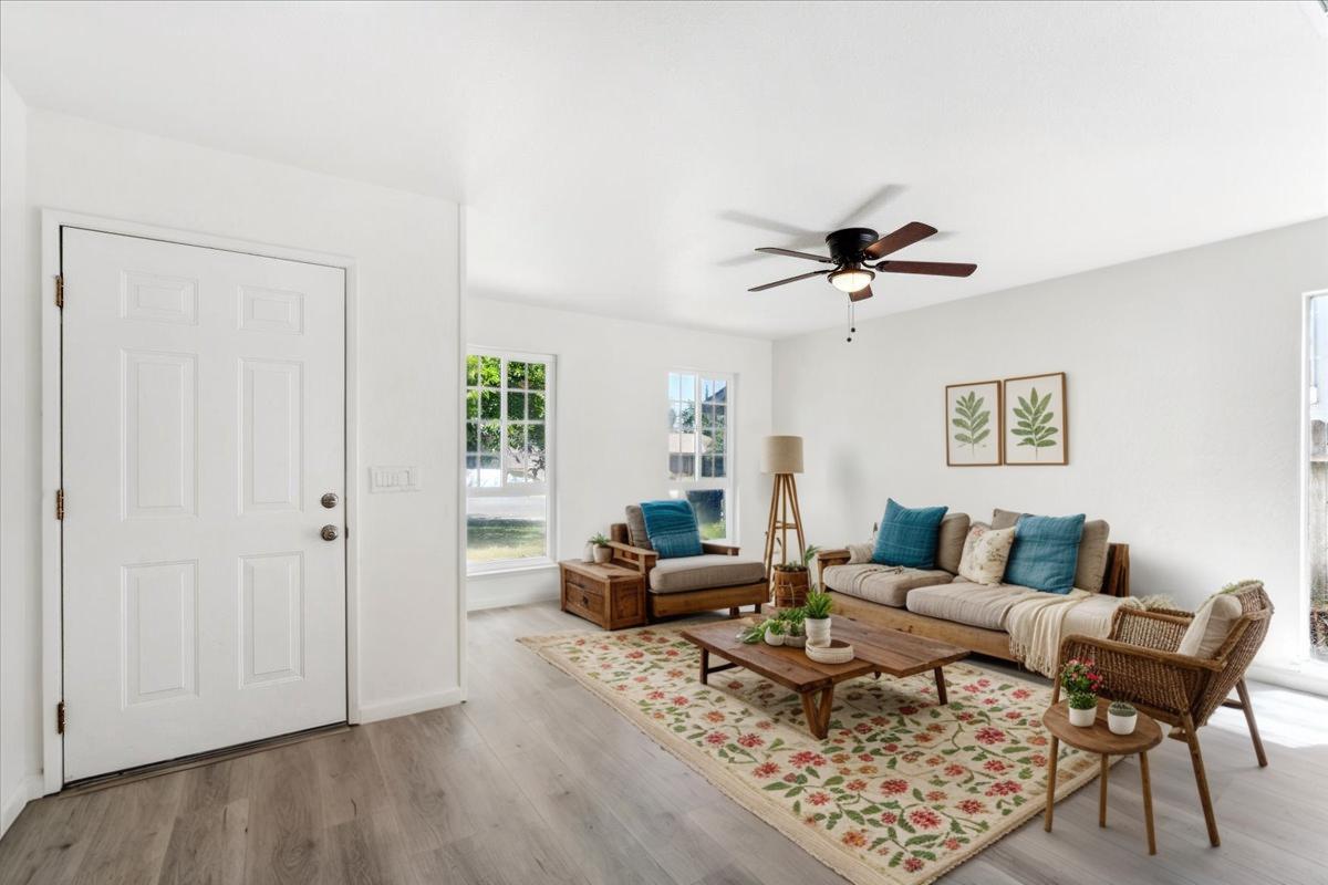 7104 Catamaran Drive