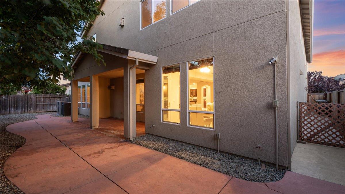 1432 Eaglesfield Lane