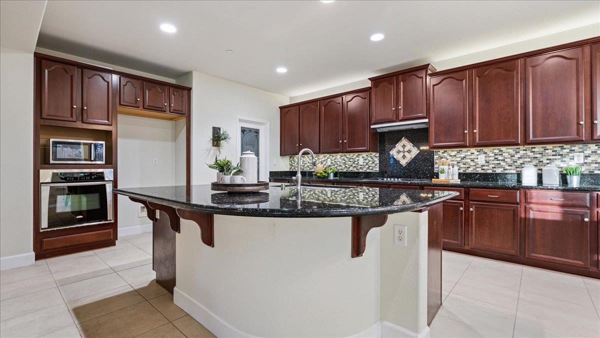 1432 Eaglesfield Lane