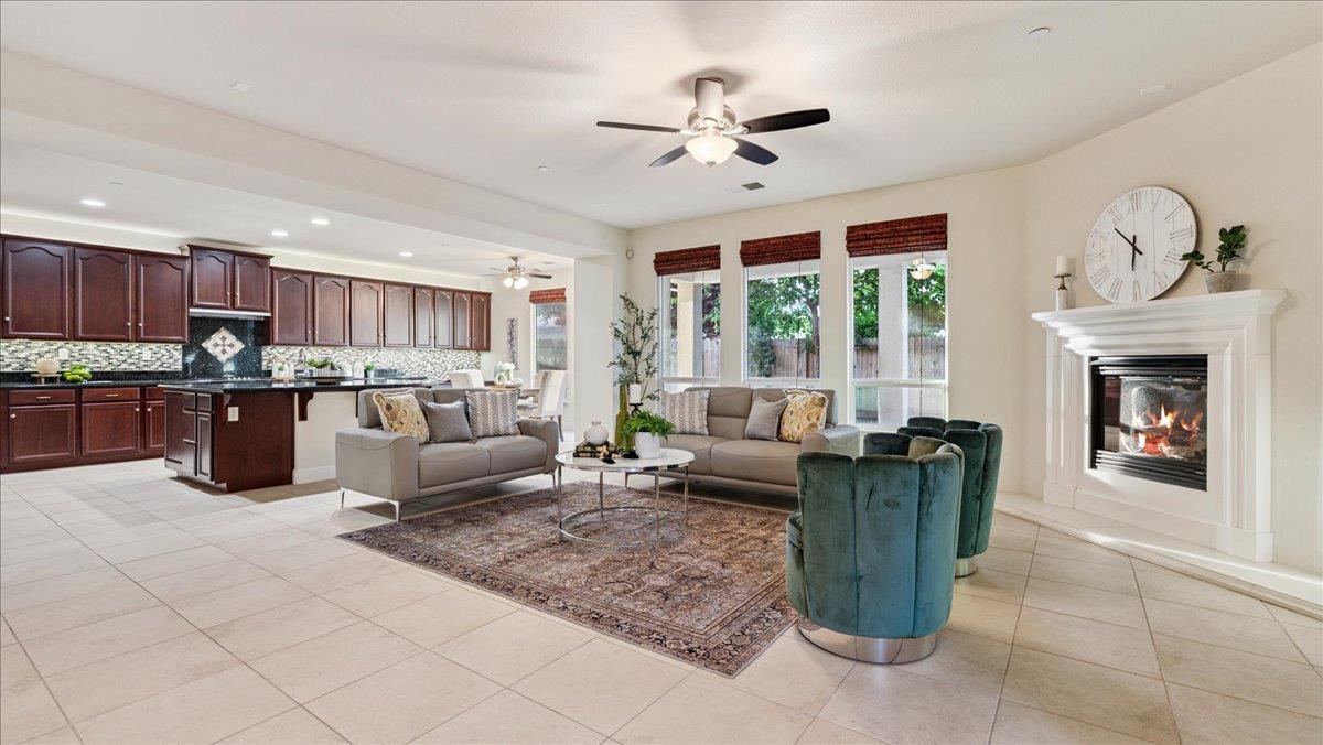 1432 Eaglesfield Lane