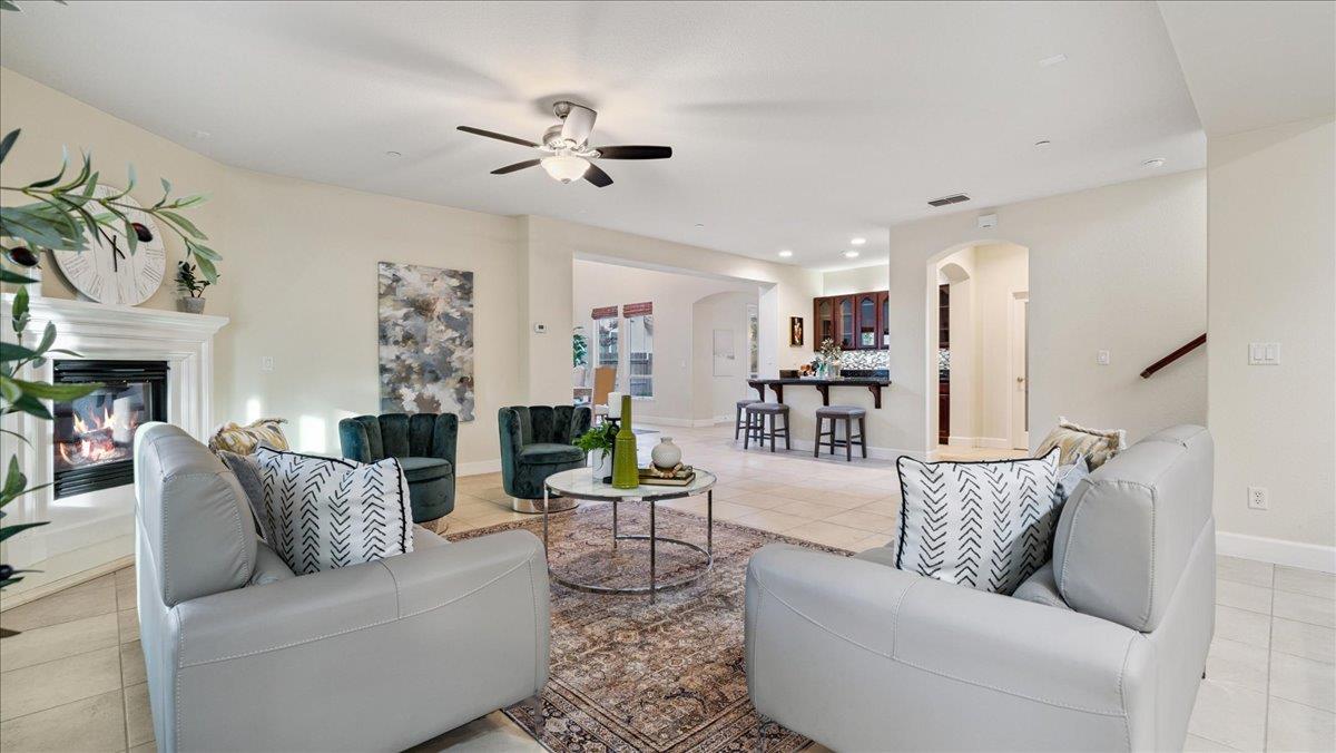 1432 Eaglesfield Lane