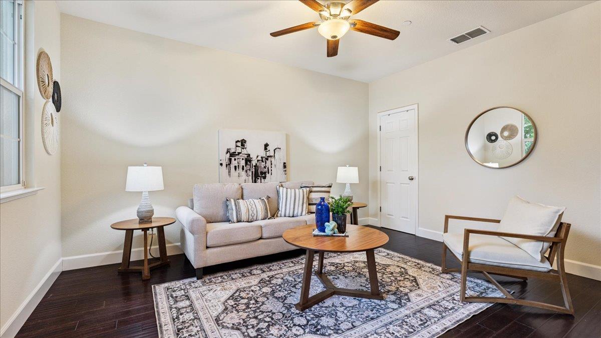 1432 Eaglesfield Lane