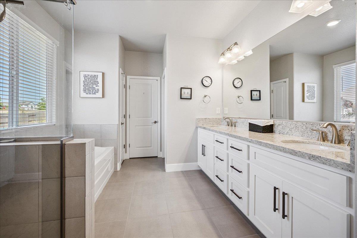 521 Desert Bloom Court