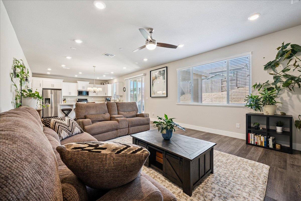 521 Desert Bloom Court