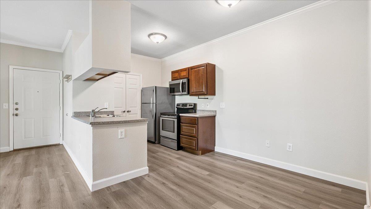 701 Gibson Drive 1316