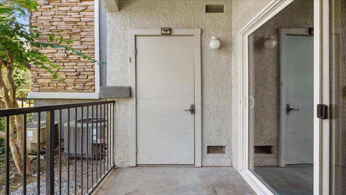 701 Gibson Drive 1316