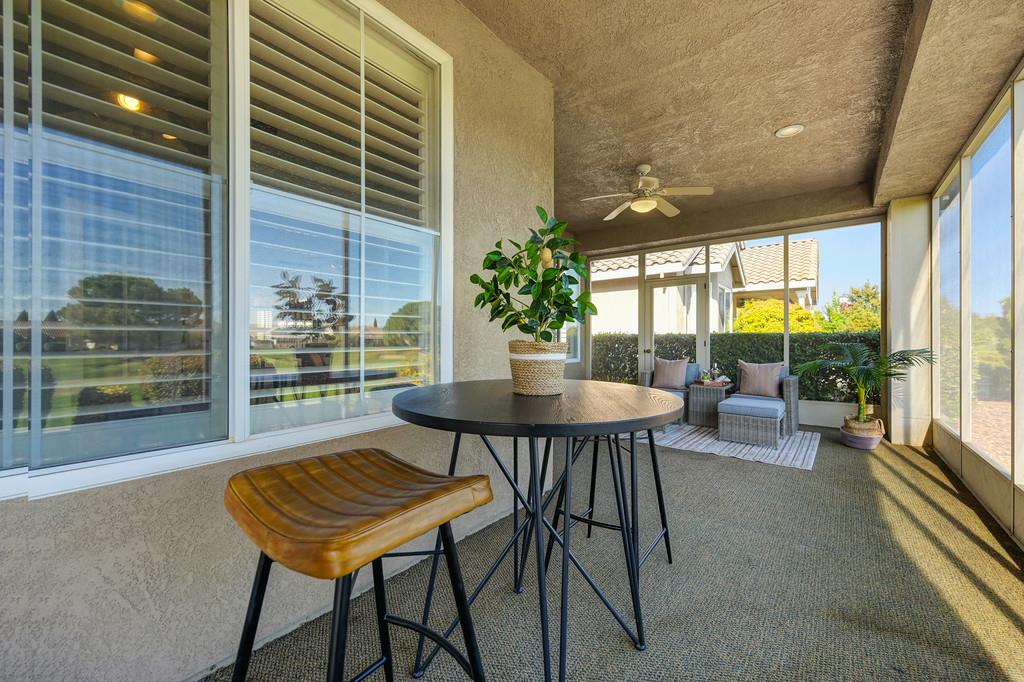 7552 School House Lane