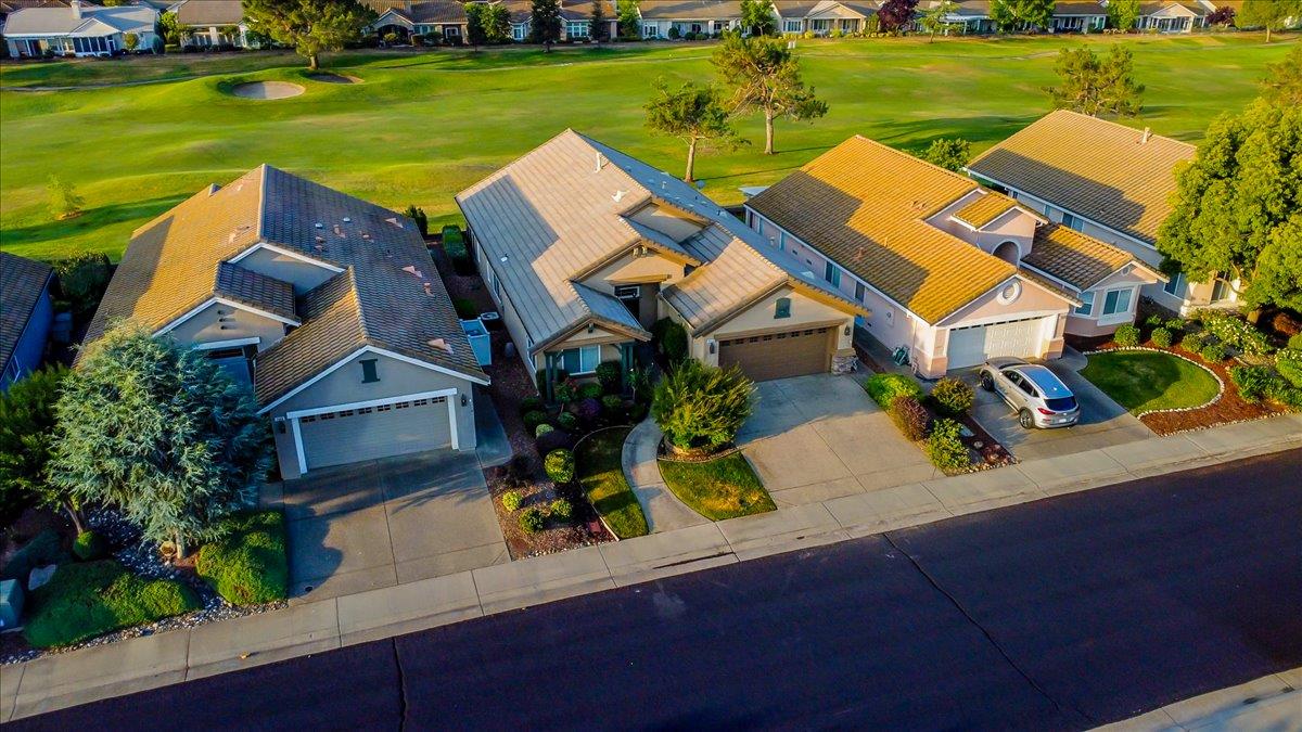 7552 School House Lane