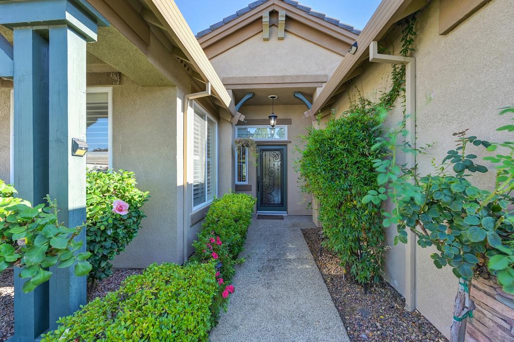 7552 School House Lane